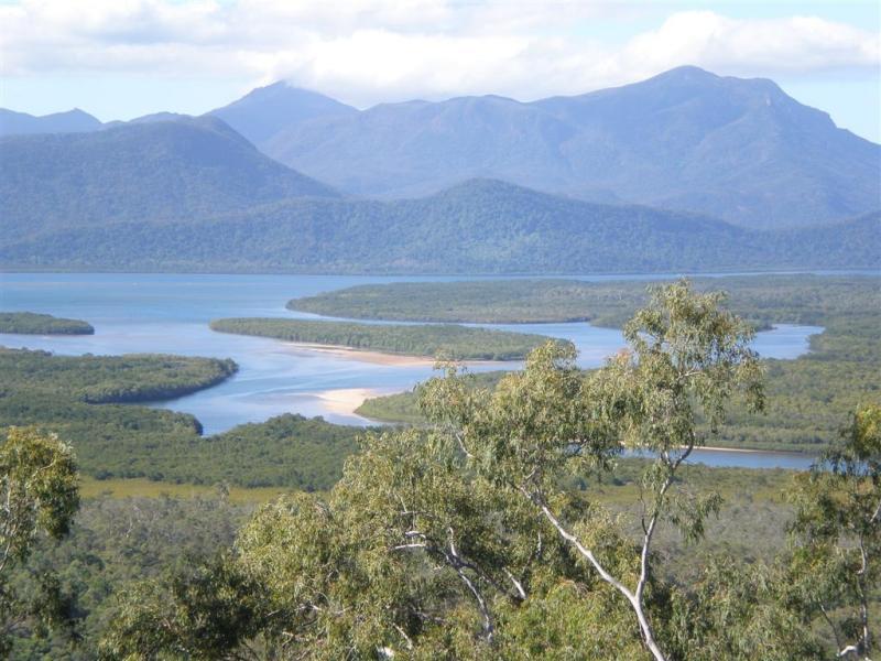 Hinchinbrook Marine Cove Resort Lucinda 외부 사진